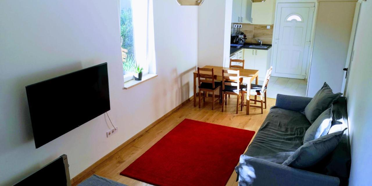 Arvalanyhaj Home Apartman แฮร์เซคาโลม ภายนอก รูปภาพ